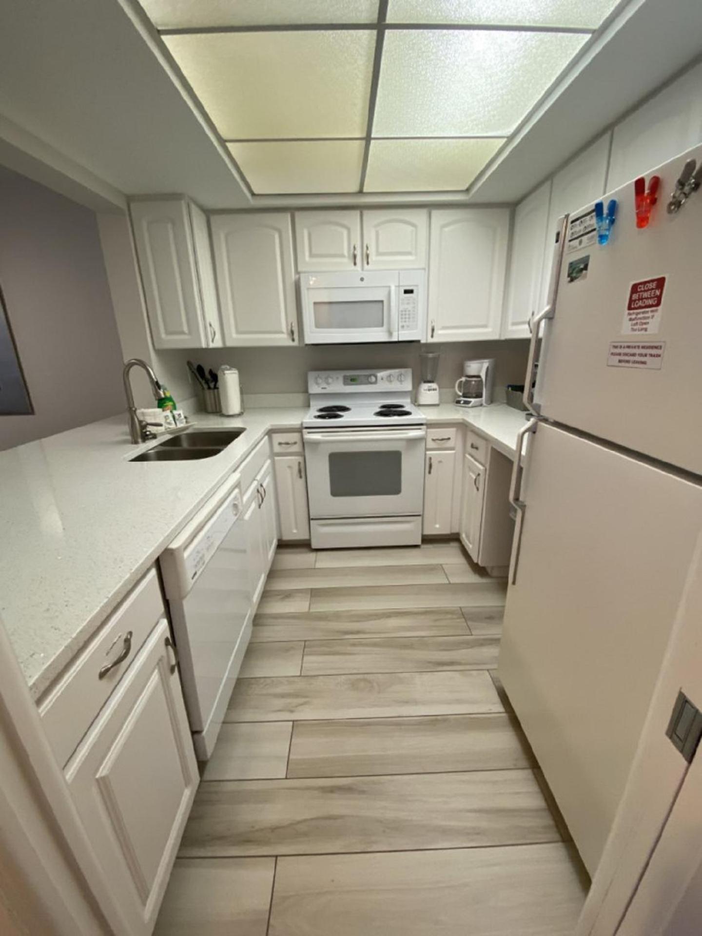 Palm Bay Club Apartment เซียสตาคีย์ ภายนอก รูปภาพ