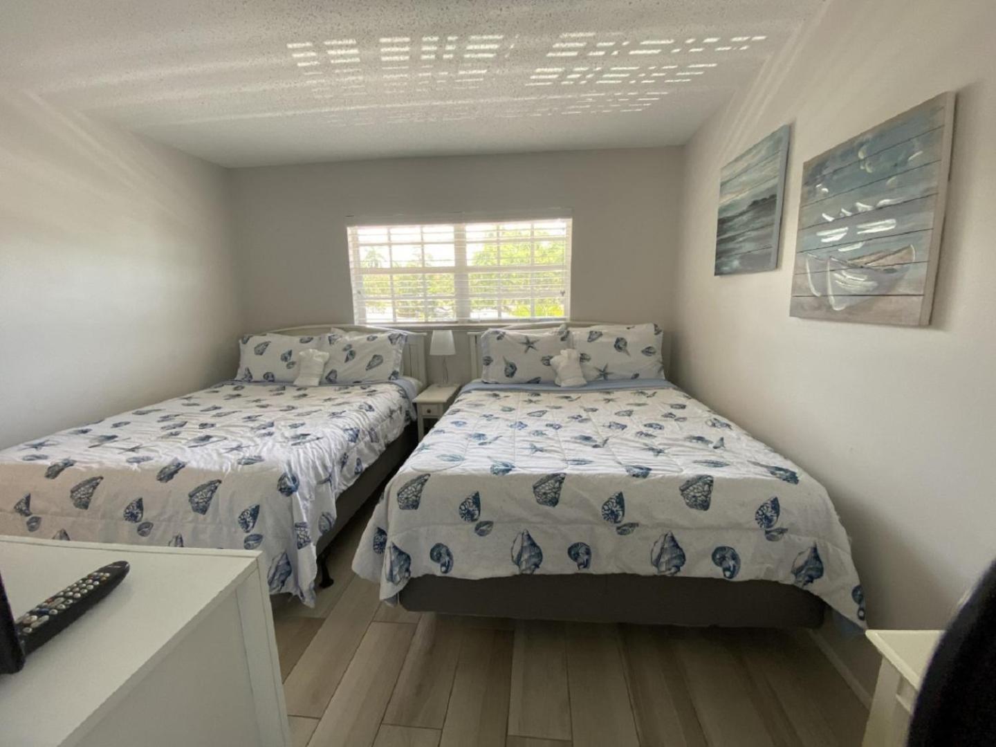 Palm Bay Club Apartment เซียสตาคีย์ ภายนอก รูปภาพ